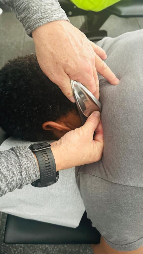 Demonstration neck massage | Fuzion Therapy